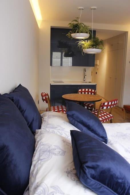 Apartamento Por Temporada Centro Diseno Madrid Bagian luar foto