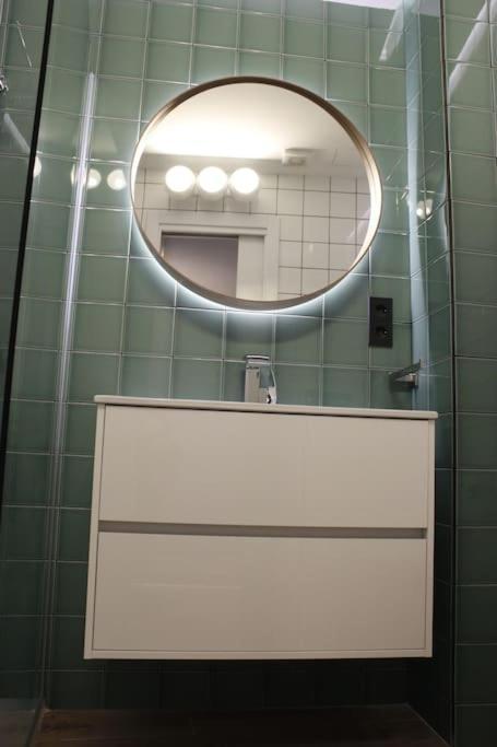Apartamento Por Temporada Centro Diseno Madrid Bagian luar foto